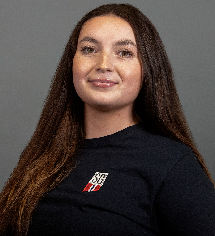 Gabriela Alexandra Popovici - Regnskapsmedarbeider