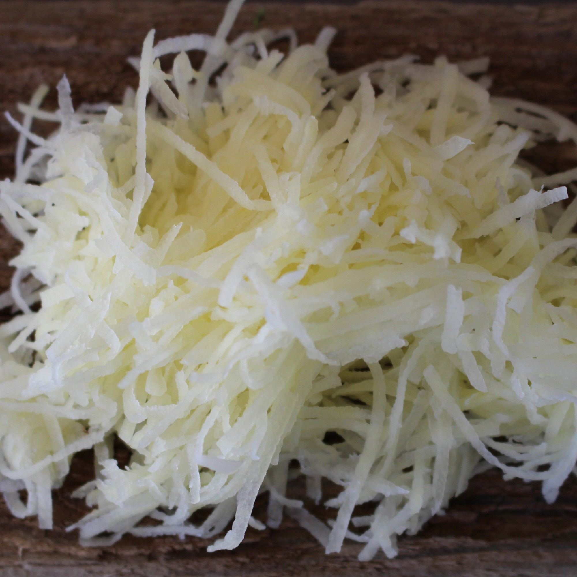 Poteter skrelt raspet 1kg stk