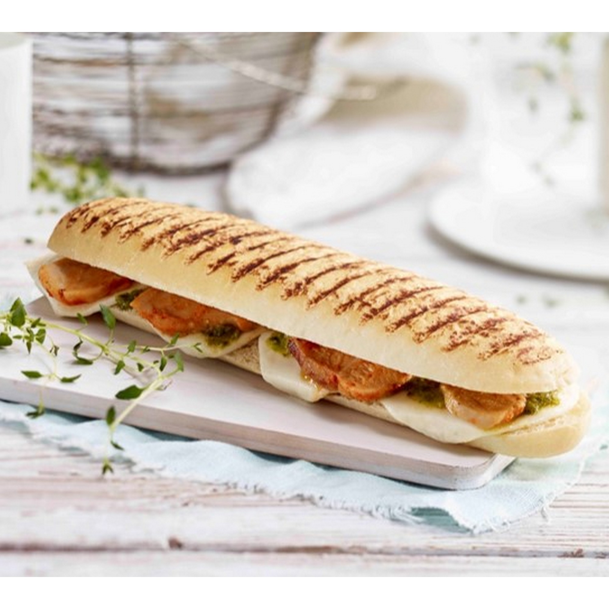 Panini kylling mozzarella & pesto 190g 3,8kg
