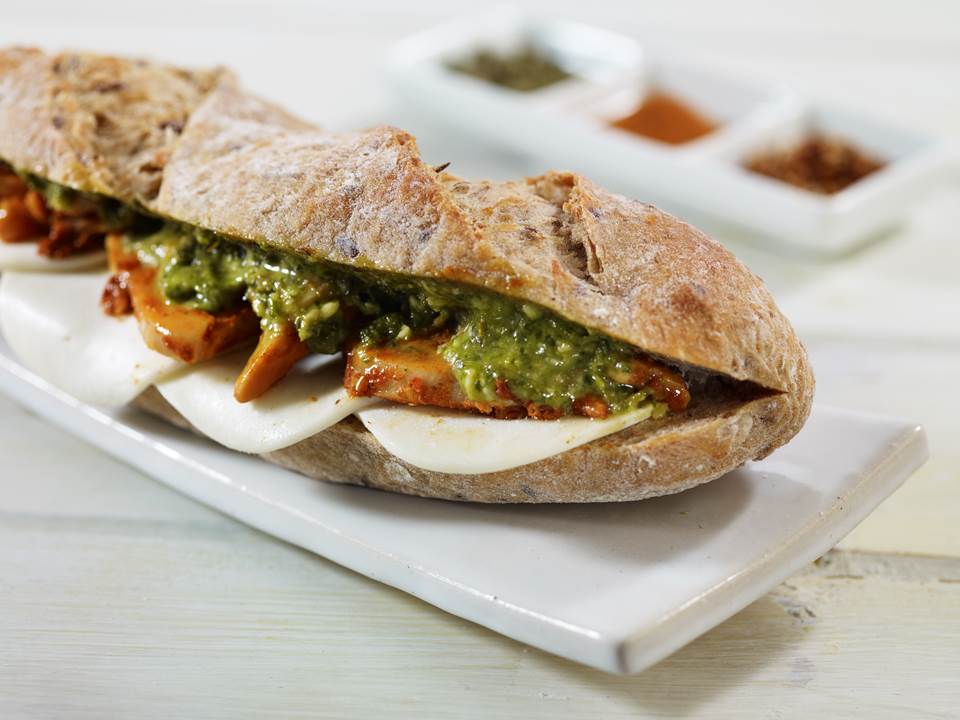 Rustico chicken pesto 22x200g