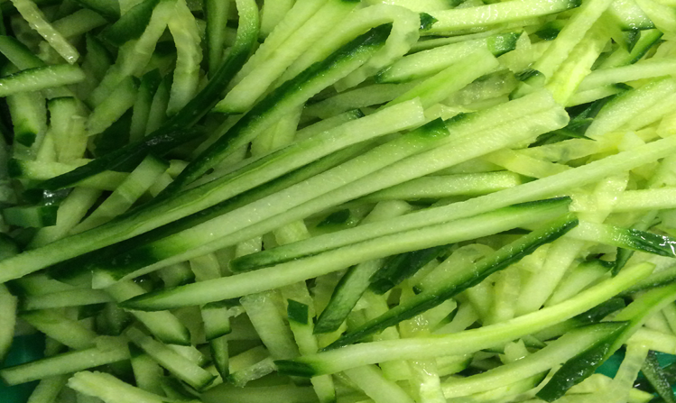 Agurk julienne 1kg   stk