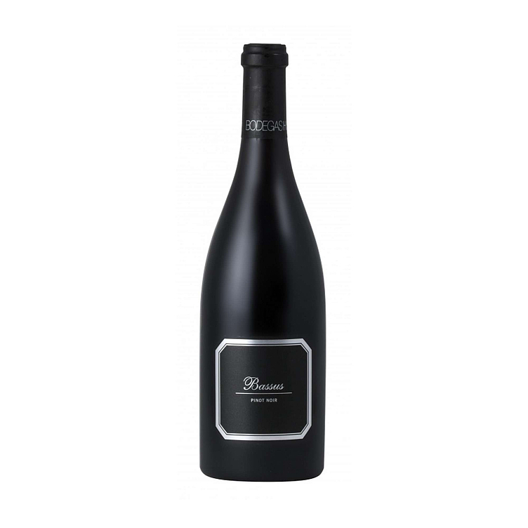 Bassus pinot noir 14% 75cl