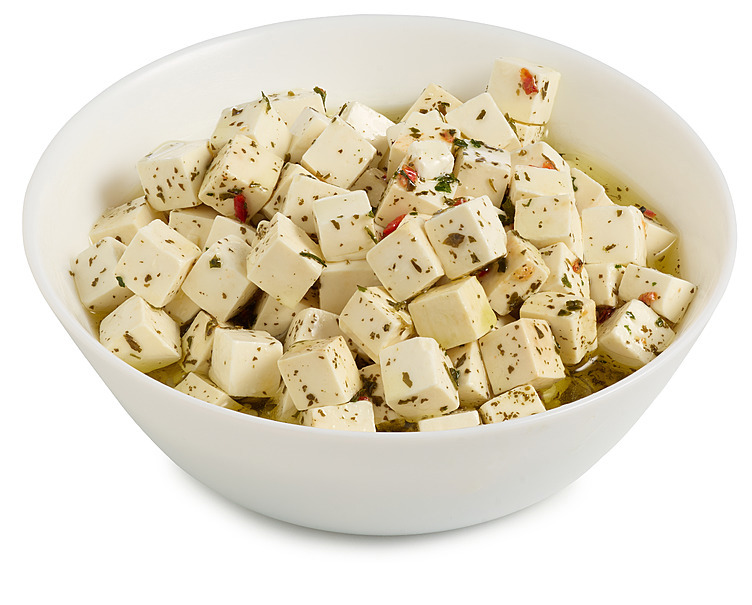 Cheese in spicy oil for salad   2,95kg