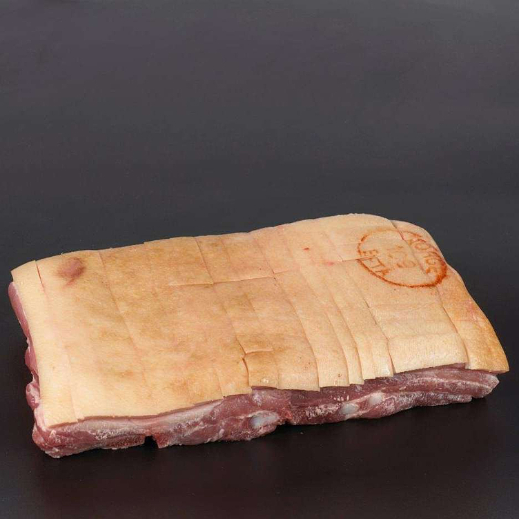 Svin sideflesk m/kn ben/rutet svor frys 3xca6,5kg kg