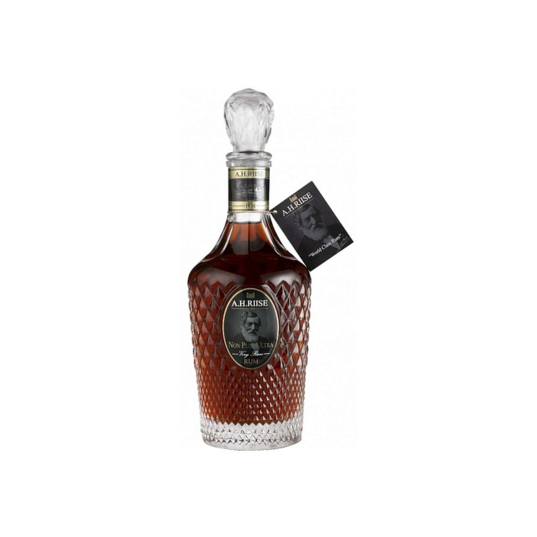 A. h. riise non plus ultra rum  42%  70cl