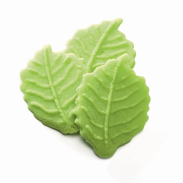 Marzipan leaves green   240pce