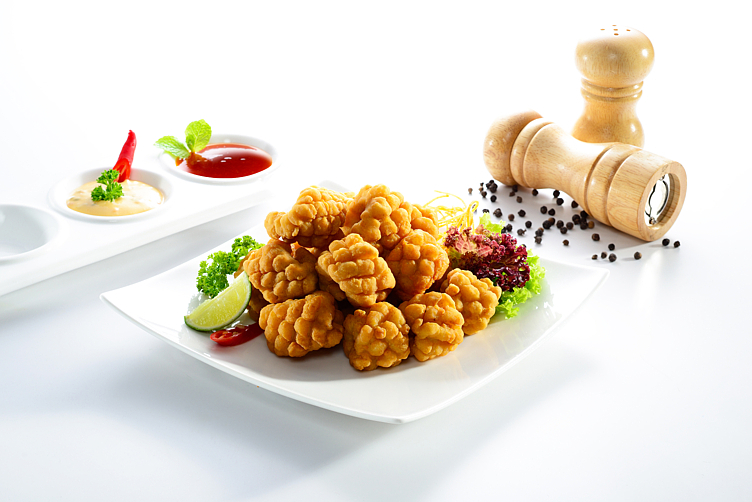 Salt & pepper squid chunks 16-24g 1kg