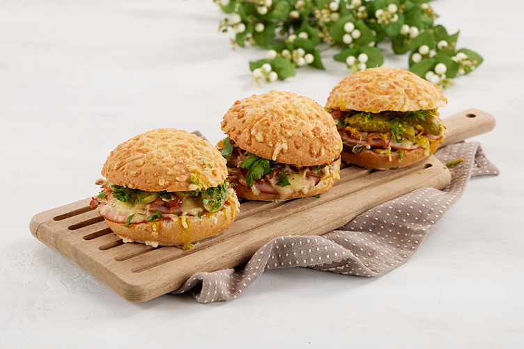 Cheese bun  70g x 80 pcs