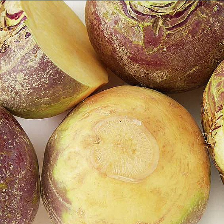 Skrelt kålrot rå hel    kg