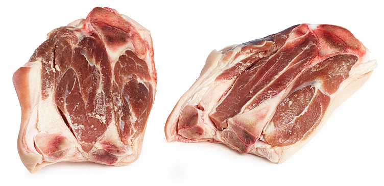 Svineknoke delt i to  ca 5kg  kg