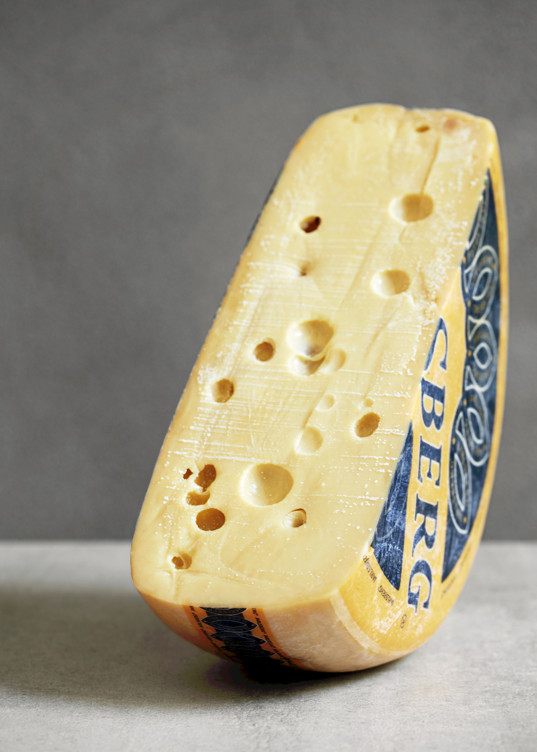Jarlsberg skorpe vellagret   ca5kg