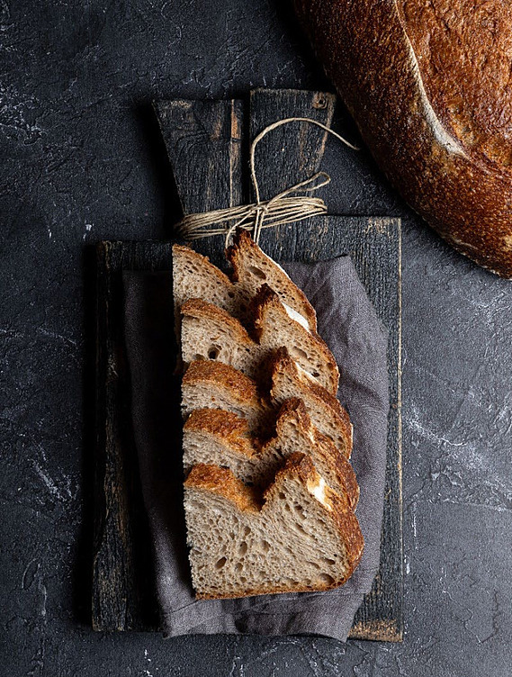 Steinovnsbakt surdeigsbrød mørkt  4kg