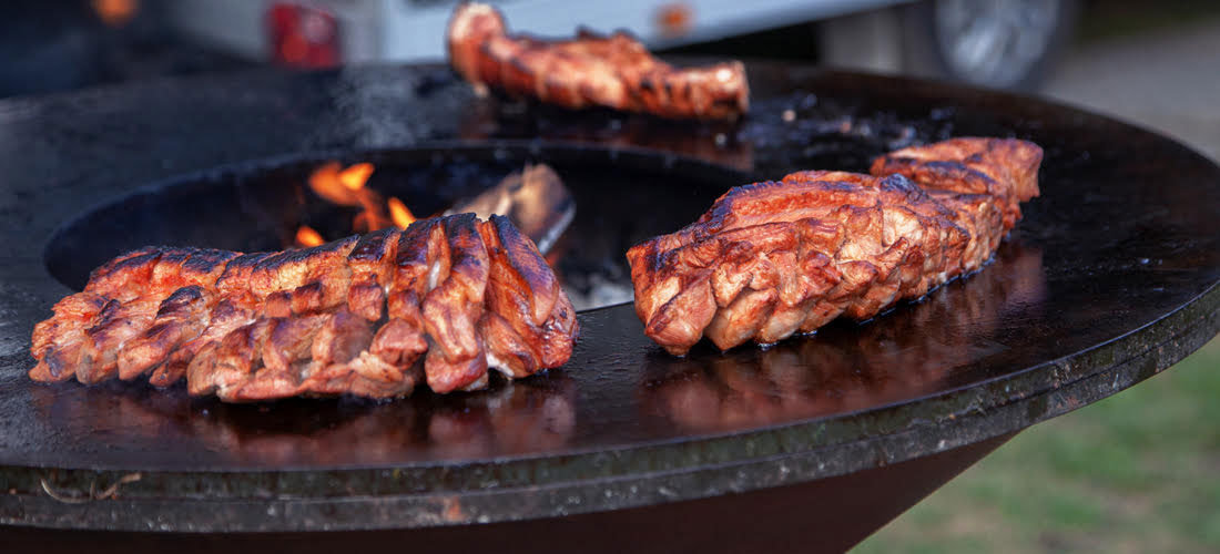 Kjøtt på grillen.jpg